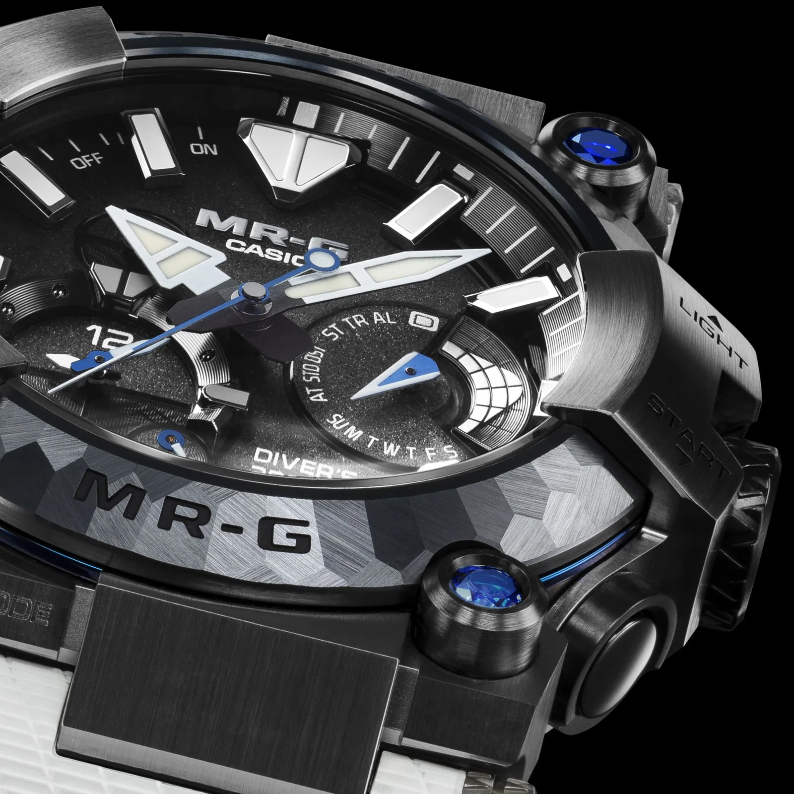 Die Lünette der Armbanduhr MRG-BF1000EB-1ADR von G-SHOCK ist mit einem Facettenschliff versehen